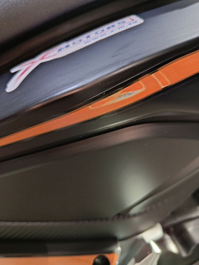 МаксиСкутер PROMAX ADV-Extra 250(49) (EFI, ABS, BOX, AUDIO) Черный Оранжевый